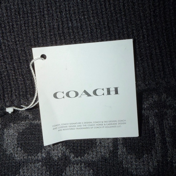 Coach Black and Gray LOGO Patterned knit hat and Scarf Set. Original!New in Box - Picture 9 of 12